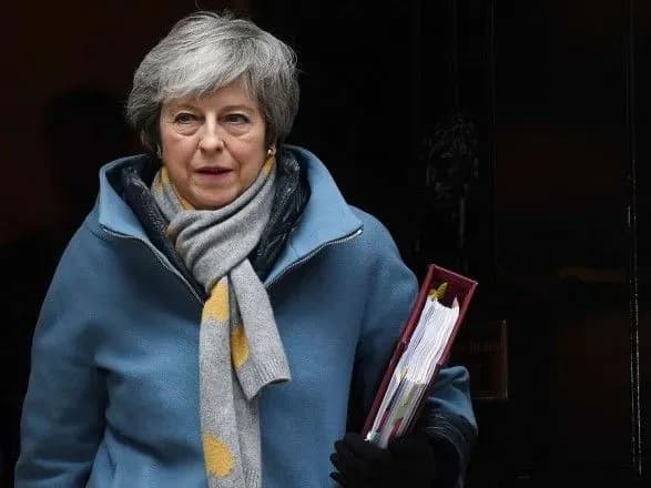 Консерватори погодилися підтримати угоду Мей тільки якщо вона піде у відставку - ЗМІ