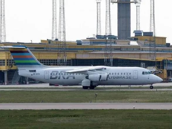 У Швеції у пасажирського літака під час польоту зламався двигун