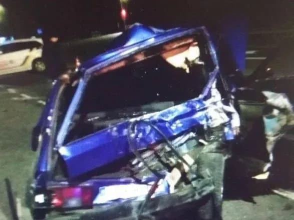 Вантажівка протаранила легковик на Львівщині, четверо постраждалих