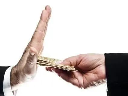 Іноземець хотів "домовитися" з прикордонниками у "Борисполі"