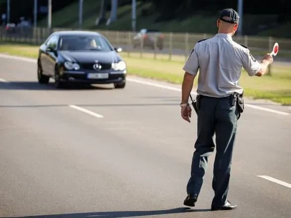Українець заплатить багатотисячний штраф за хабар у 5 євро