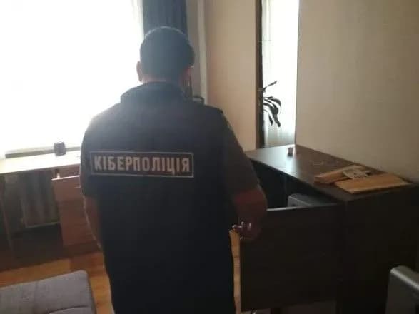 Викрито групу шахраїв, які “продавали” сільгосптехніку за заниженими цінам