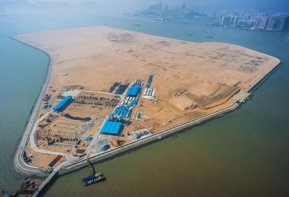 Гонконг планує інвестувати майже 80 млрд доларів у створення штучних островів