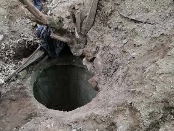 У Дніпрі врятували жінку, яка впала в колодязь