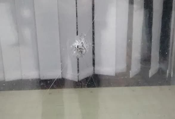 Бойовики обстріляли дві школи на Донбасі