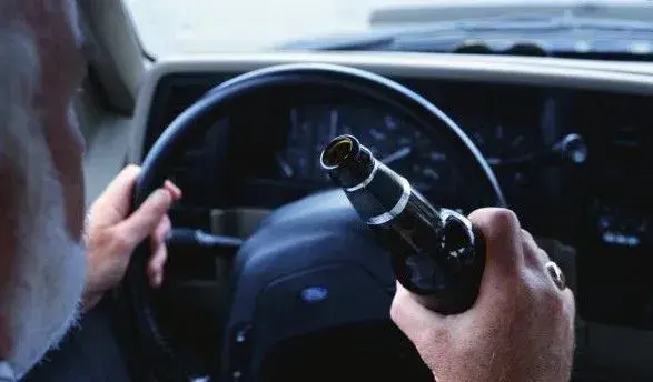 В Україні виявили близько 40 водіїв-іноземців напідпитку чи під наркотиками