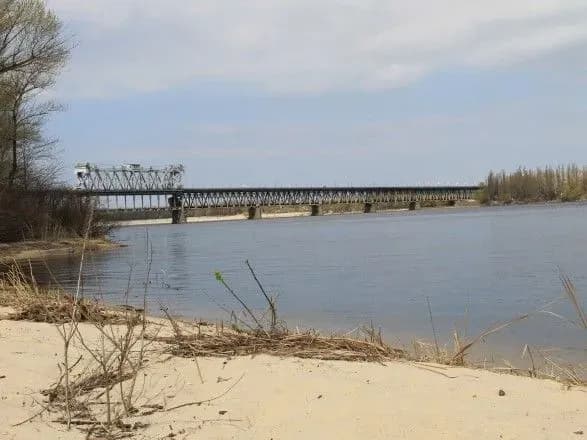 У Полтавській області перекинувся моторний човен, доля 4 людей невідома - ДСНС