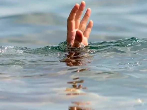 Знайшли друге тіло із чотирьох зниклих на Дніпрі, які перекинулись на човні