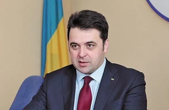 За полгода правительство создаст публичный портал с информацией о госслужащих