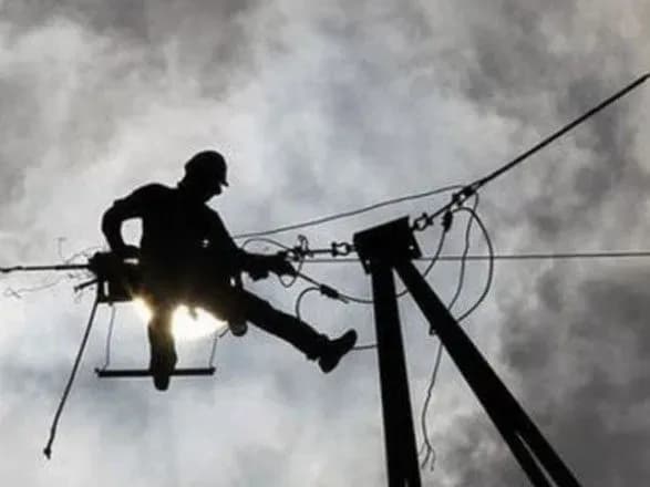 Понад 33 тисяч споживачів у Флориді залишилися без електрики