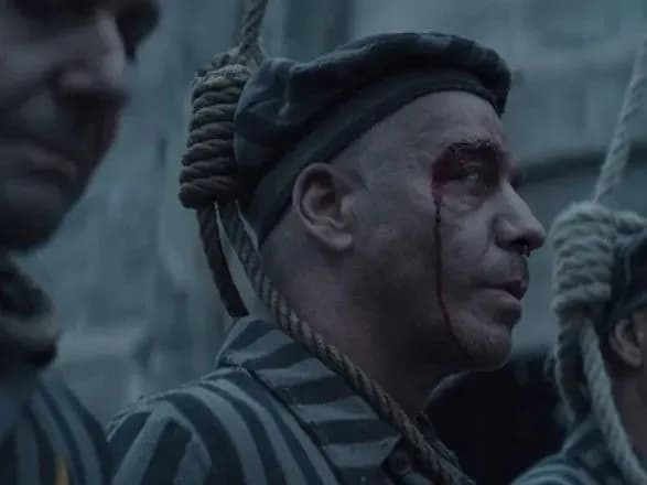 Гурт Rammstein критикують у Німеччині за використання теми Голокосту