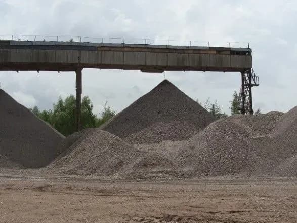 Директору ДП зі спільником оголосили підозру за "бізнес" на щебені