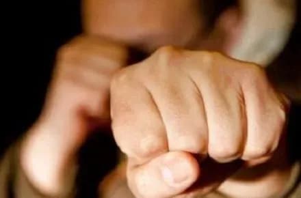 В Одесі голова виборчої комісії побив чоловіка