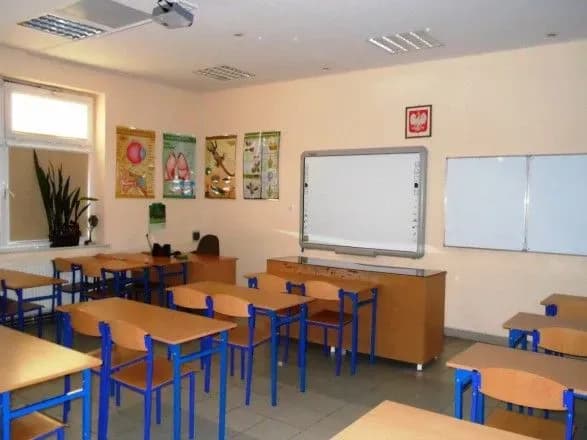 У Польщі до голодуючих долучилося ще двоє вчителів