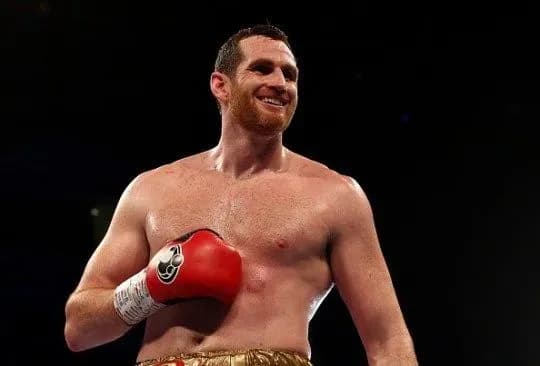 Боксер Кеш Алі вкусив суперника під час поєдинку і був дискваліфікований