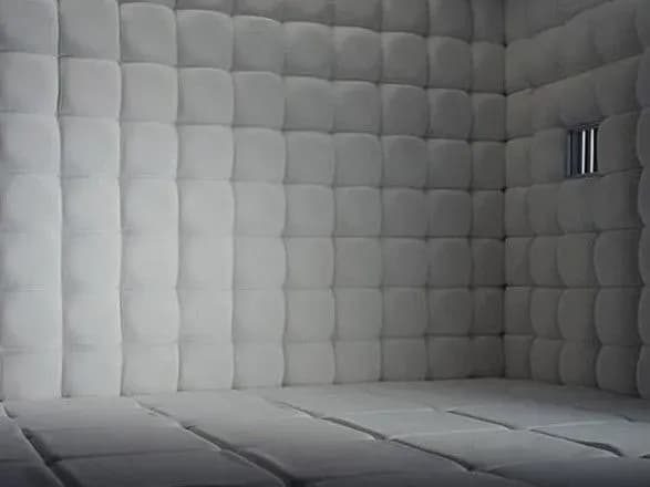 Чоловіку, який до смерті побив незнайомця, продовжили утримання у психлікарні