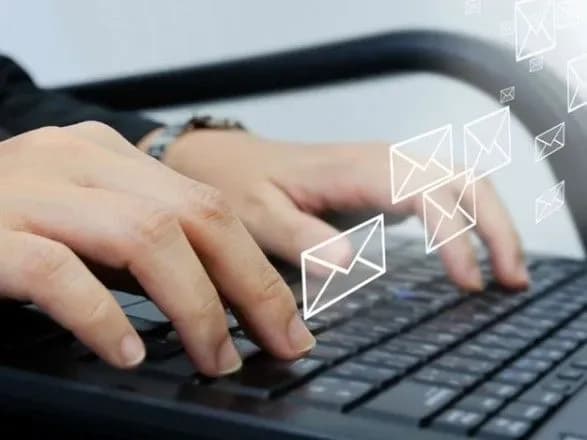 Зоозахисники хочуть, аби в Україні заборонили вислів "собаку з'їли"