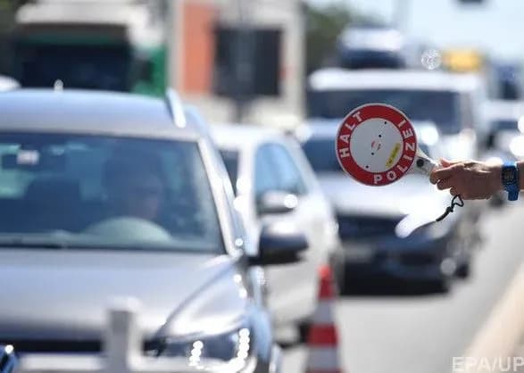 Австрия намерена продлить контроль на границах из-за террористической угрозы