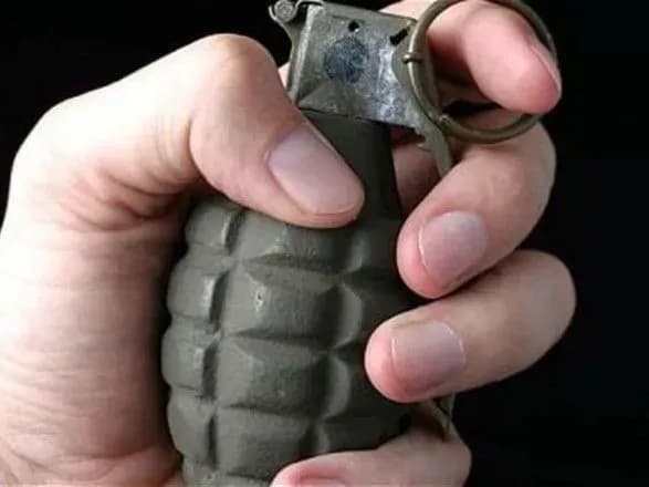 В Донецкой области у мужчины в руках взорвалась граната
