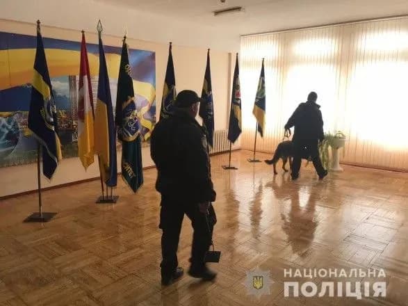 В Одесі замінували міськраду та університет