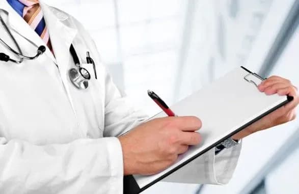 У Чернівцях після вибуху в гаражі трьох чоловіків доставлено до лікарні з опіками