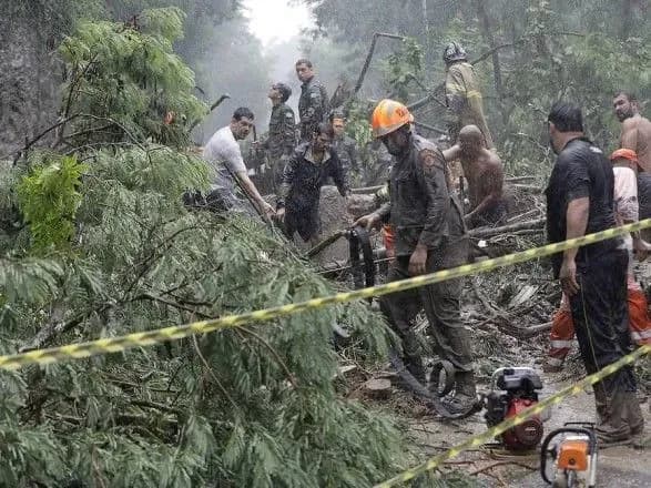 У Бразилії зливи забрали 10 життів