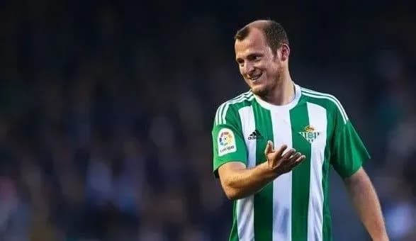 Роман Зозуля подаст в суд на испанского политика, назвавшего его "неонацистом"