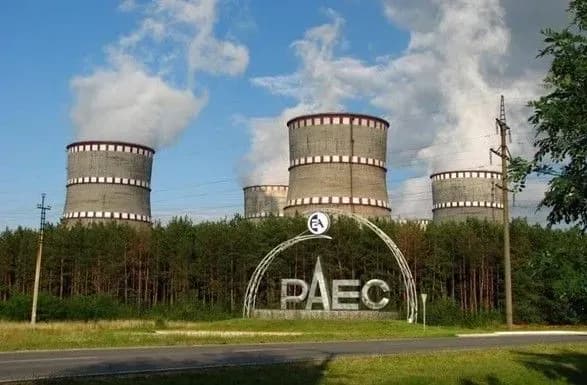 На одному з енергоблоків РАЕС зменшено потужність