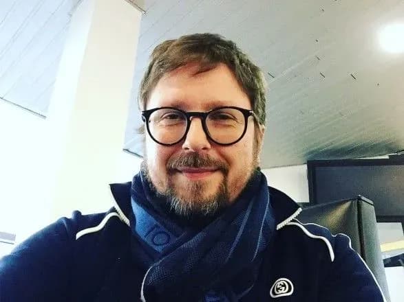 Суд припинив розшук Шарія