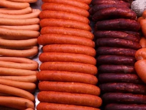 В РФ завезли сосиски из Китая с вирусом АЧС