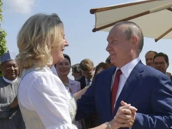 Австрійська контррозвідка опинилася в ізоляції через можливий зв'язок з росіянами