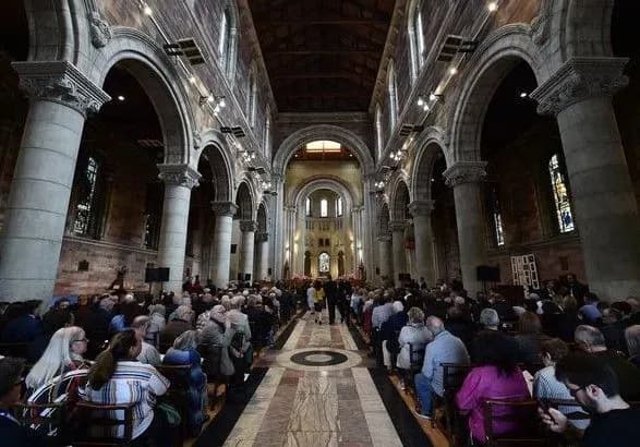 У Північній Ірландії пройшли похорони вбитої журналістки