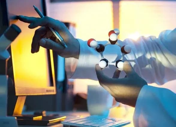 Реформа “Гройсмана-Супрун” може знищити унікальні інститути Шалімова та Амосова, — депутат