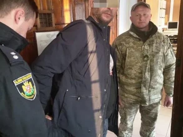 Прикордонники затримали розшукуваного понад шість років чоловіка