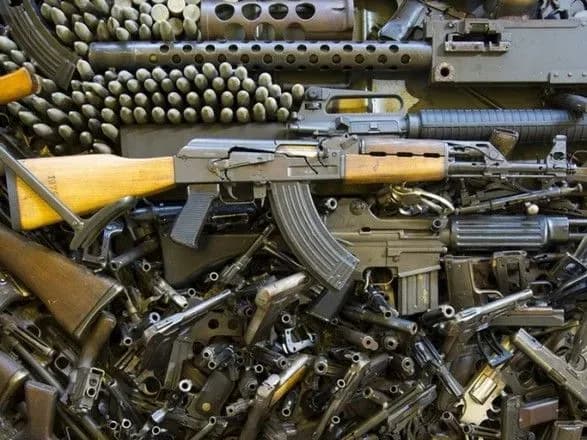 Євросоюз не підтримав рішення США вийти з договору про торгівлю зброєю