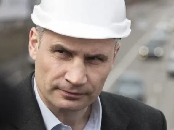 Сподіваюсь, що пішохідний міст побудують до Дня Києва - Кличко