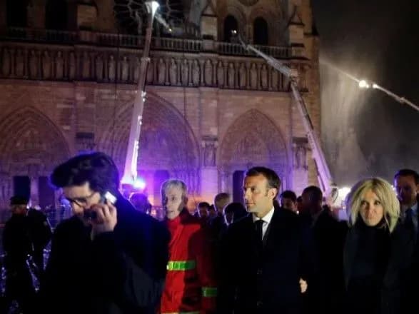 Более 1 тысячи экспертов призвали Макрона отказаться от поспешного восстановления Нотр-Дама