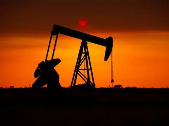 Світові ціни на нафту продовжили падіння