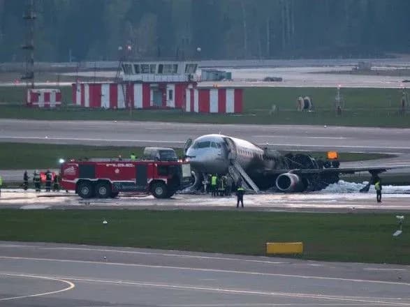 Росавіація: говорити про заборону польотів SSJ після НП в Шереметьєво рано