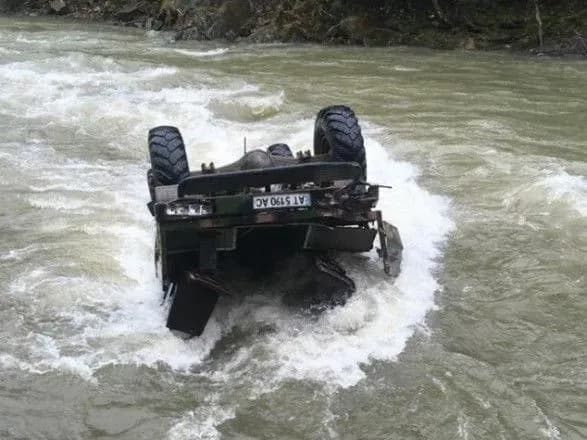ДТП з туристами на Прикарпатті: підприємцю погодили підозру