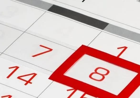 У Зеленського ще не обговорювали перенесення вихідного з 9 травня на 8