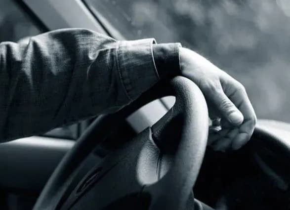 Чоловік застрелився в автомобілі - поліція