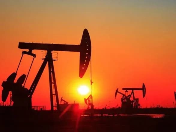 Мировые цены на нефть изменились разнонаправленно
