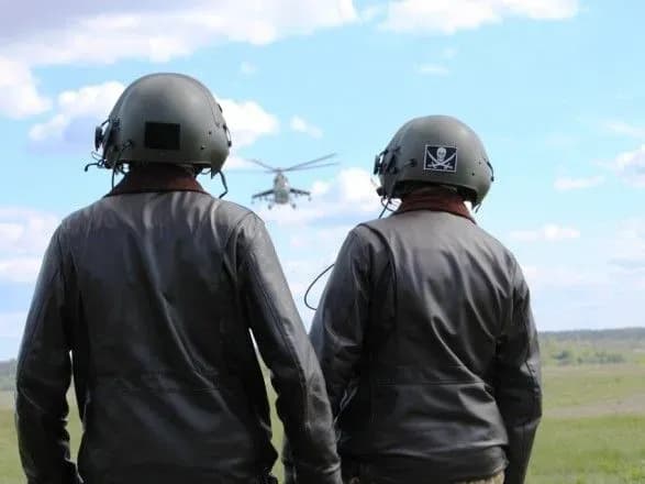 На Рівненщині проводять масштабні навчання армійської авіації