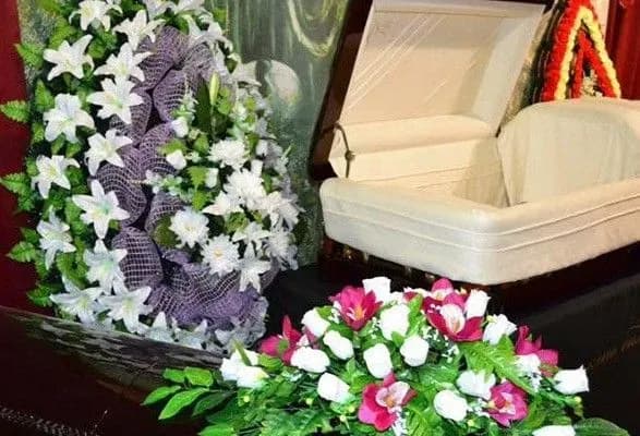 В Україні зменшилися темпи зростання цін на ритуальні послуги