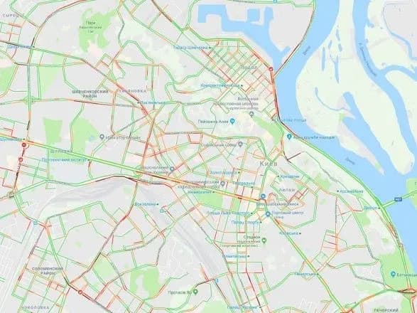 Тиждень у столиці розпочався із заторів