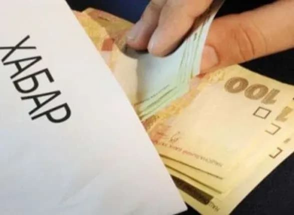 Голову райради на Дніпропетровщині викрили на хабарі