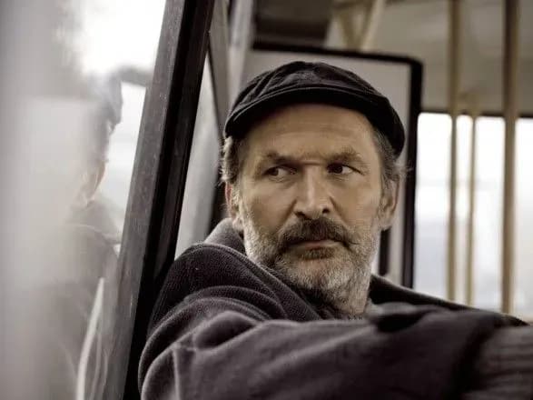 Суд підтвердив скасування заборони в'їзду в Україну акторові серіалу "Свати"