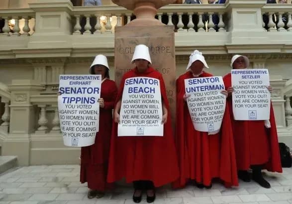 В Алабамі майже повністю заборонили аборти