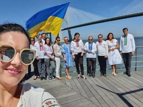 Нігерія, Сенегал, Португалія: як відзначають День вишиванки у світових посольствах